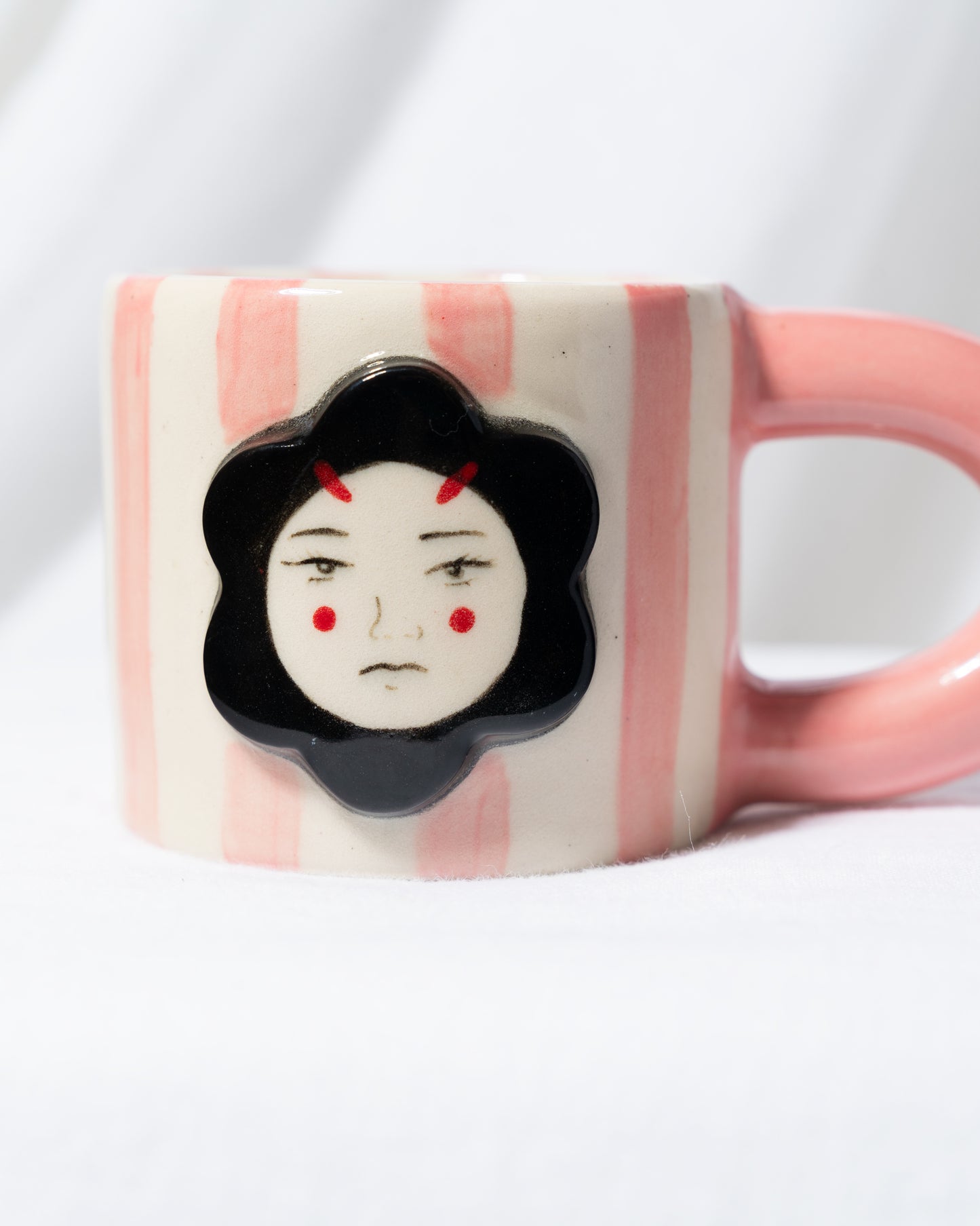 Moody Flower Mug (pink)
