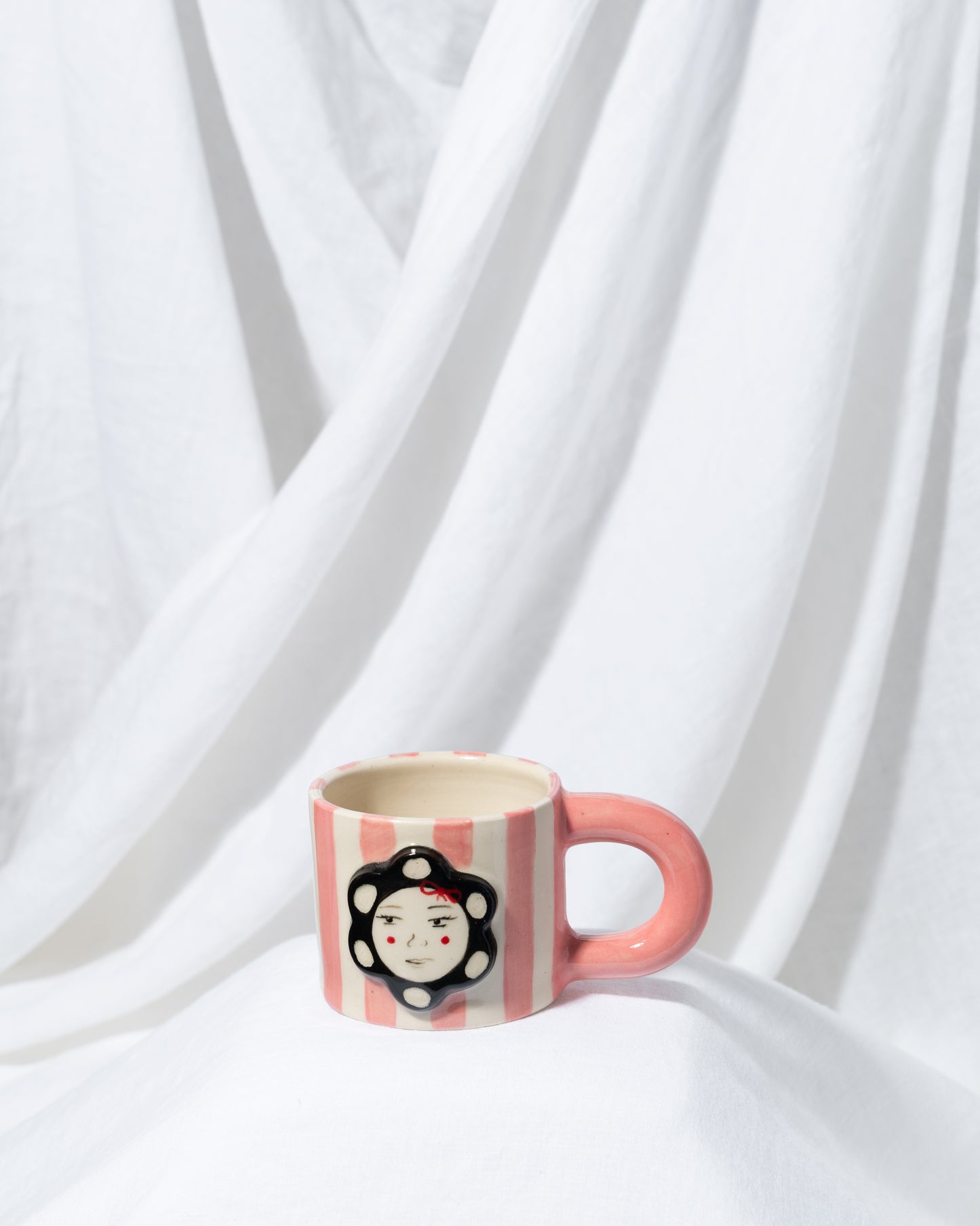 Moody Flower Mug (pink)