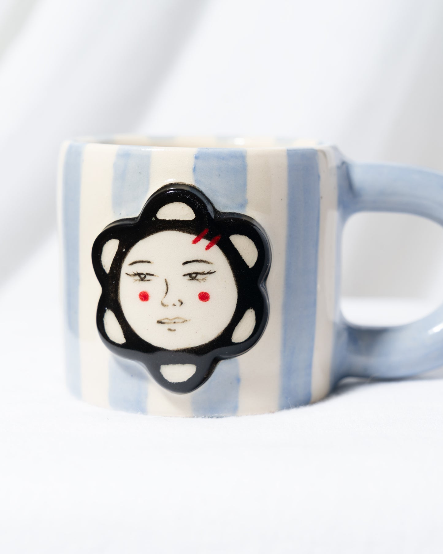 Moody Flower Mug (blue)